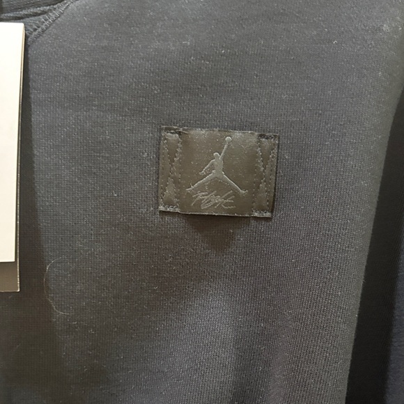 Jordan Women's Classic Black Cropped Hoodie - Picture 2 of 4